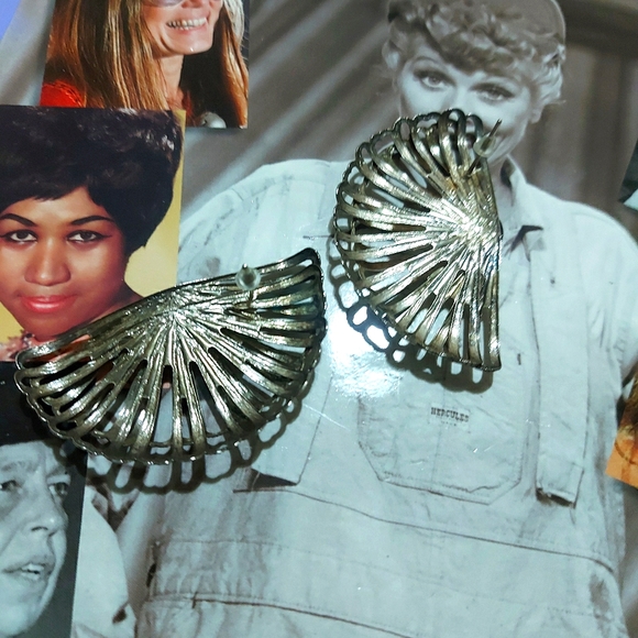 3/$35 Earrings - Picture 2 of 4